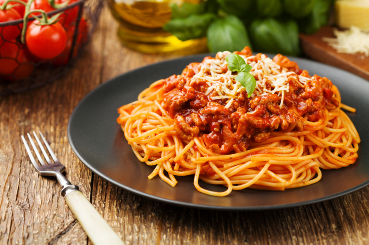 Bolonská omáčka, s ktorou špagety chutia najlepšie