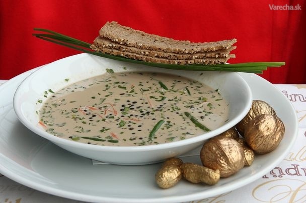 Šošovicová polievka Puy so zeleninou a bylinkami