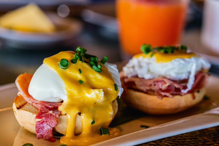 Šéfkuchárka radí: Ako pripraviť vajcia Benedikt, nóbl raňajky ako zo špičkovej reštaurácie