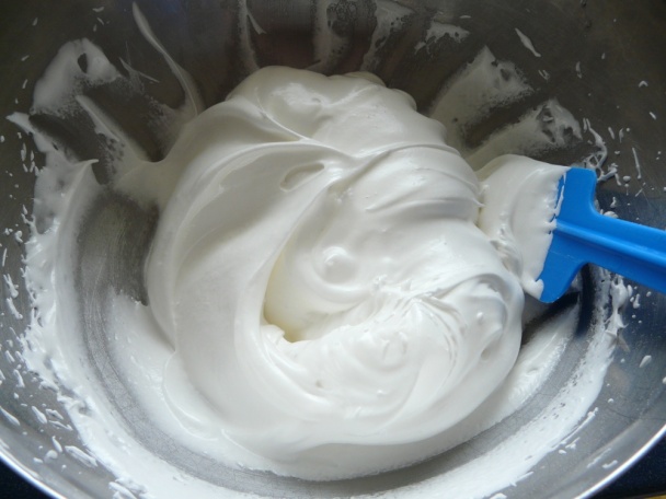 Snehová torta a čokoládový krém Fudge (fotorecept) - obrázok 7