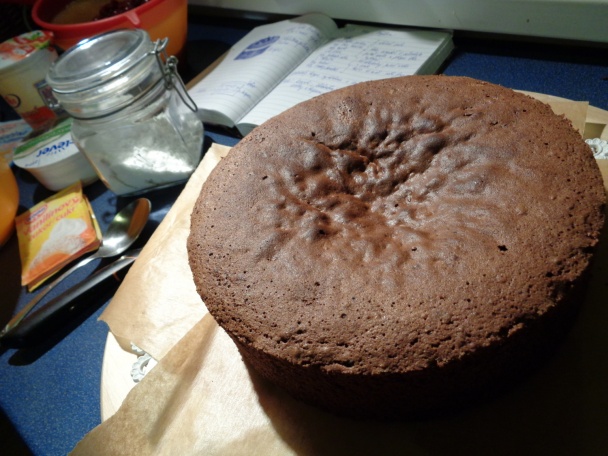 Torta čokoládová s tvarohom a višňami (fotorecept) - obrázok 1