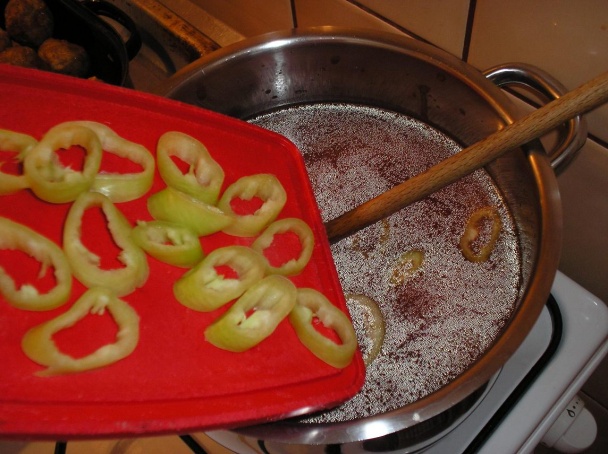 Pečená plnená paprika v paradajkovej omáčke (fotorecept) - obrázok 5