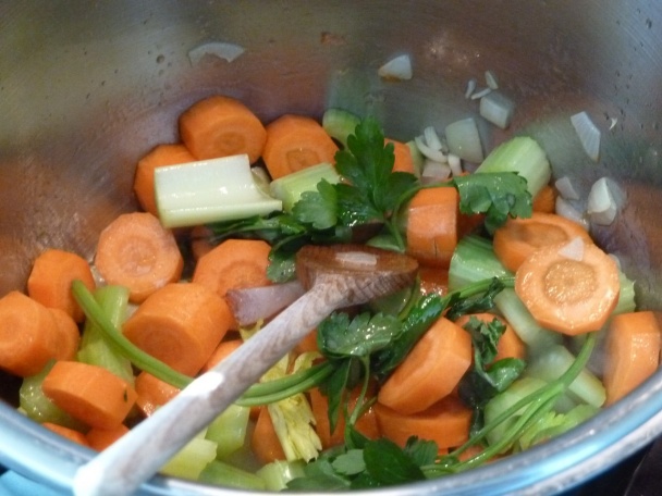 Teľacie líčka s paštrnákovým pyré a baby špenátom (fotorecept) - obrázok 4