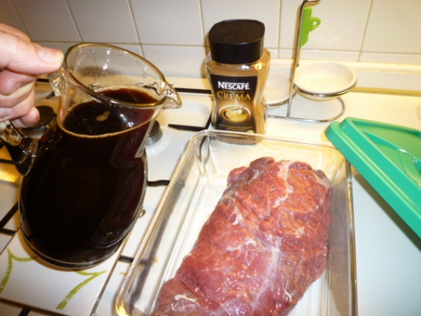 Mäso v kávovej marináde na sviečkovú (fotorecept) - obrázok 2