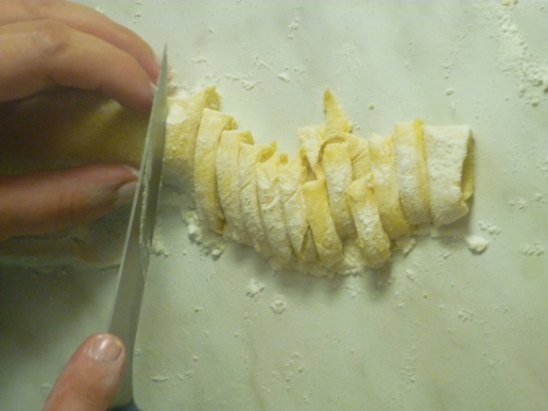Tagliatelle s cuketou, smotanou a cesnakom - obrázok 3