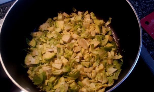 Gnocchi s duseným ružičkovým kelom v paradajkovej omáčke (fotorecept) - obrázok 7