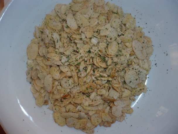 Kuracie (morčacie) prsia obalené v nasekaných mandliach (fotorecept) - obrázok 1