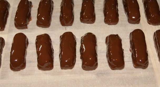 Datľové tyčinky inšpirované tyčinkami Twix (fotorecept) - obrázok 8