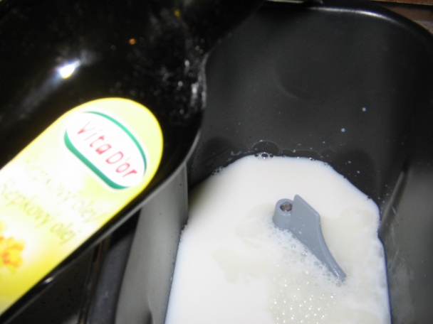 Môj prvý slnečnicový chlebík v domácej pekárničke (fotorecept) - obrázok 4