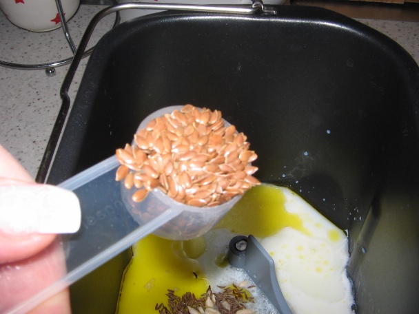 Môj prvý slnečnicový chlebík v domácej pekárničke (fotorecept) - obrázok 9