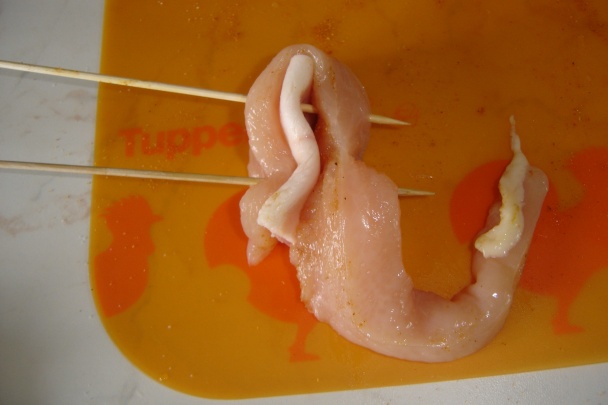 Kuracie špízy, špenátová omáčka, srdiečkové pirohy (fotorecept) - obrázok 3