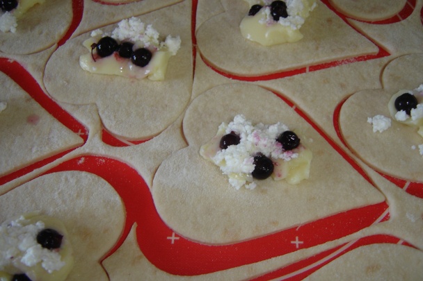 Kuracie špízy, špenátová omáčka, srdiečkové pirohy (fotorecept) - obrázok 19