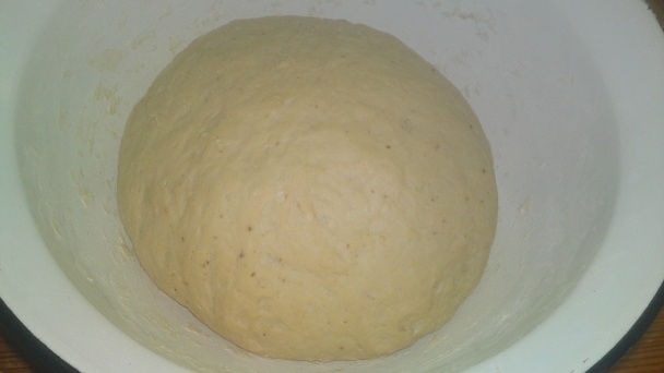 Pečivo zo špaldy a semoliny - žemle a tyčky (fotorecept) - obrázok 11