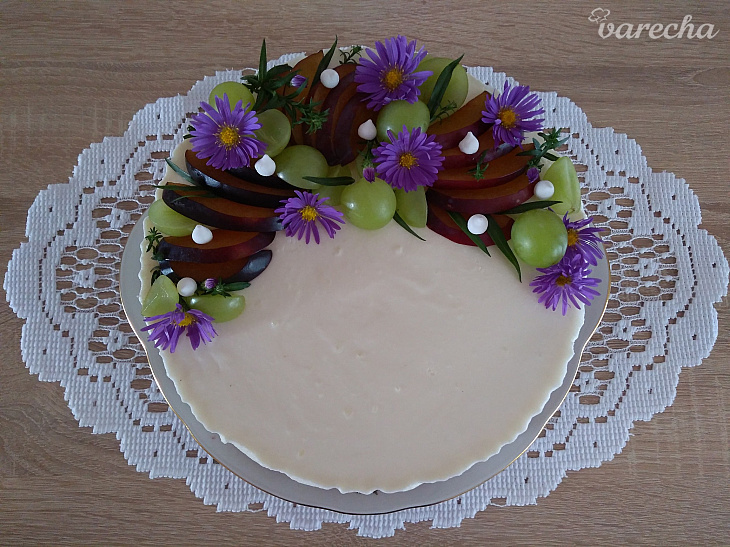 Slivkovo–perníková krémová torta (fotorecept)