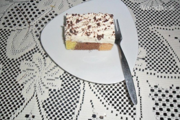 Pestrý 3-farebný koláč (fotorecept)
