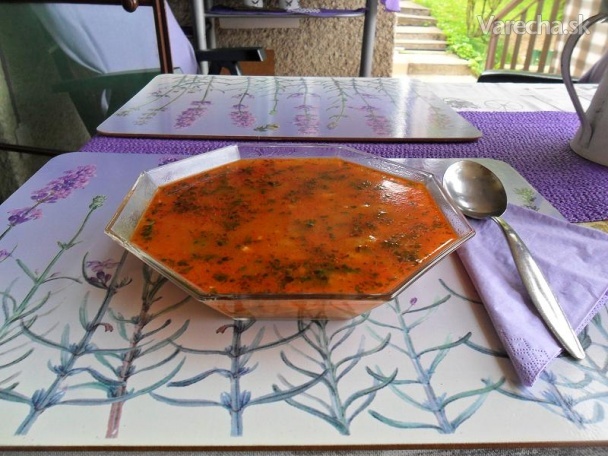 Výborná mrveničková polievka z májoviek (fotorecept)
