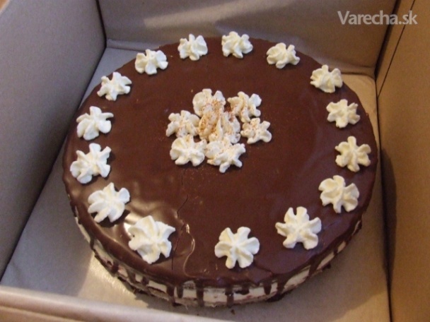 Čokoládovo-jahodová torta s tvarohovým krémom (fotorecept)