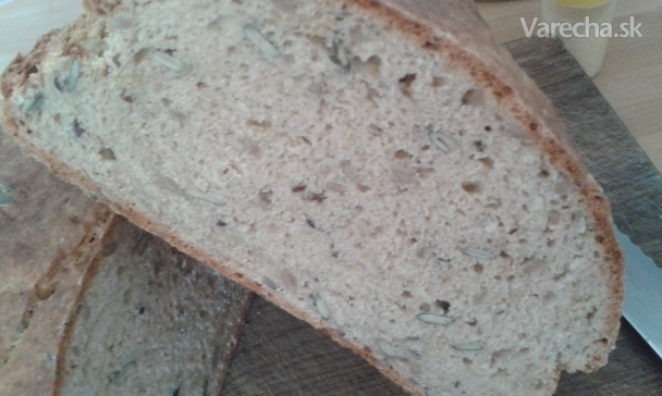 Sódový chlieb špaldovo-ražno-kukuričný (fotorecept)
