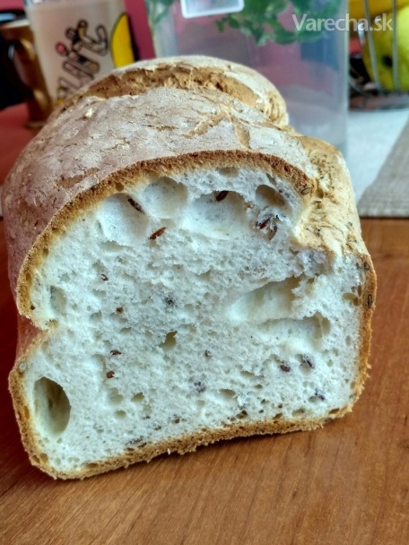 Bezlepkový chlieb s cmarom