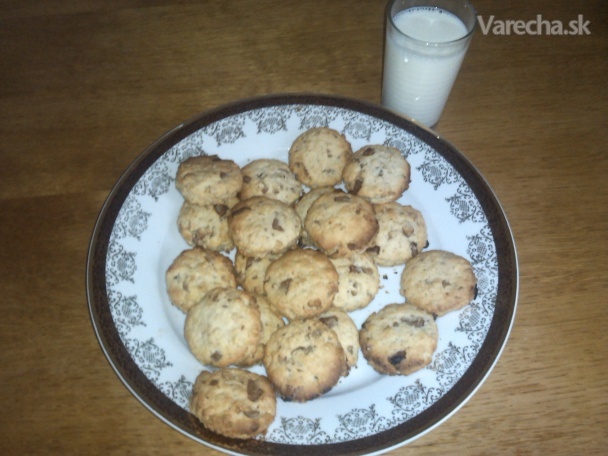 Orechovo-čokoládové cookies (sušienky)