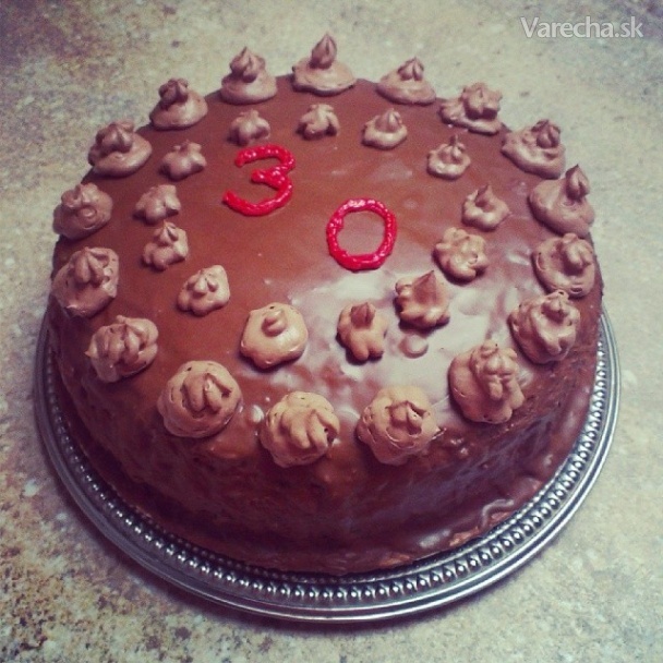 Orechovo-čokoládová torta à la Ajka