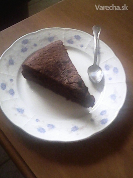 Čokoládový koláč s červenou repou (fotorecept)