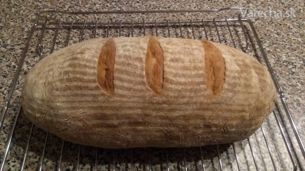 Kváskový pšenično-špaldový chlieb (fotorecept)