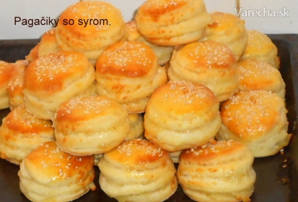 Prekladané koláčiky so syrom (fotorecept)