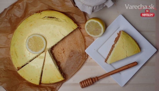 Jednoduchý cheesecake bez lepku s citrónom 