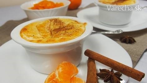 Zapečený tvarohový dezert bez lepku s mandarínkami