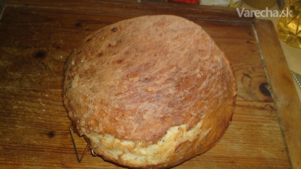 Domáci chlieb so zemiakovou kašou (fotorecept)
