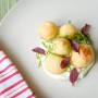 Bryndzové kroketky na cibuľkovom kréme