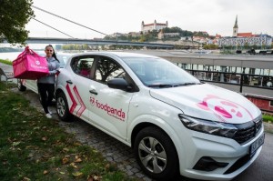 Jedlo, drogéria alebo granule pre domáceho miláčika: Kuriér u vás zazvoní už pár minút po objednávke