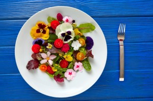Servírujte ako v nóbl reštaurácii: Objavte jedlé kvety  