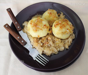 Sýty obed: 7x zemiakové knedle plnené mletým mäsom. A nechýba ani výborný tip, ako si prácu uľahčiť 