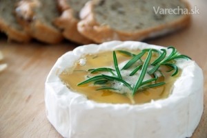 Slávny francúzsky syr u vás doma: 10 nápadov ako pripraviť váš milovaný camembert