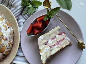 Až smiešne jednoduchá a predsa taká dobrá: 9x nepečená torta z kyslej smotany, piškót a ovocia