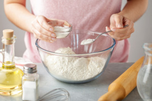 Vynájdite sa: Ako nahradiť kypriaci prášok sódou bikarbónou? Aby sa koláč vydaril, dodržte tieto pravidlá
