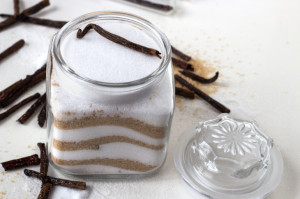 Pozor, čo nakupujete: Viete, aký je rozdiel medzi vanilkovým a vanilínovým cukrom?  