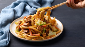 Stručne a jasne: Ryžové, sklenené, udon, ramen či soba... Vyznáte sa v ázijských rezancoch? 