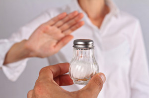 Priveľa soli škodí: 7 tipov, ktoré vás naučia, ako soliť menej