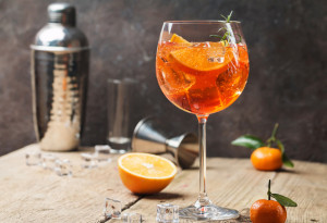 Má to háčiky: 3 dôležité podmienky, aby bol váš domáci Aperol Spritz dokonalý