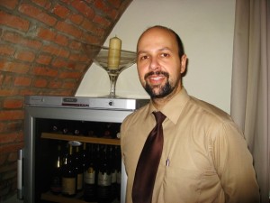 Someliér Tomáš Vyšvader: K dobrému jedlu patrí skvelé víno