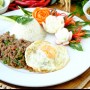 Hovädzie mäso s thajskou bazalkovou pastou