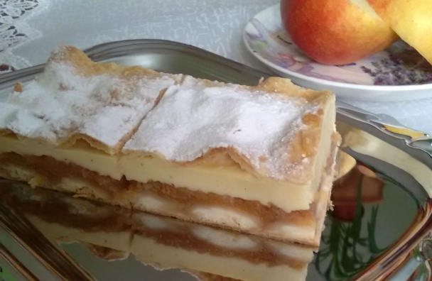 Jablkovo-pudingový koláč z lístkového cesta (fotorecept)