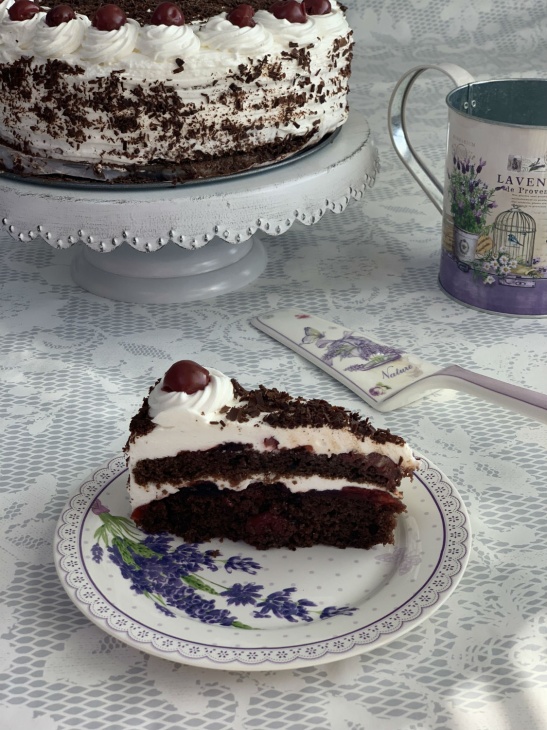 Bezlepková schwarzwaldská torta