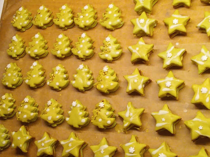 Pistáciové stromčeky a hviezdičky