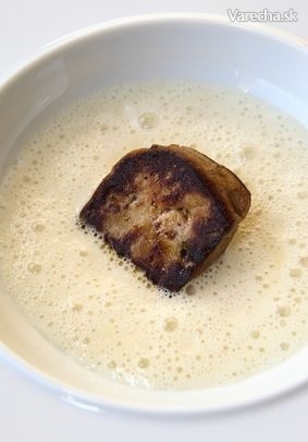 Zemiaková polievka s vanilkou a husacou pečeňou