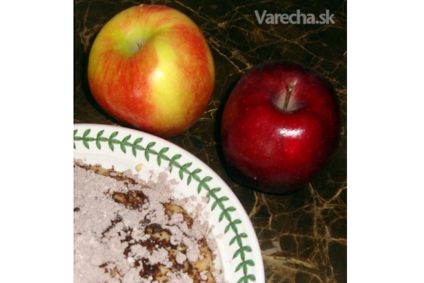Krupica s karamelom a strúhaným jablkom (fotorecept)
