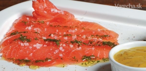Marinovaný losos – Gravadlax s horčicovou omáčkou